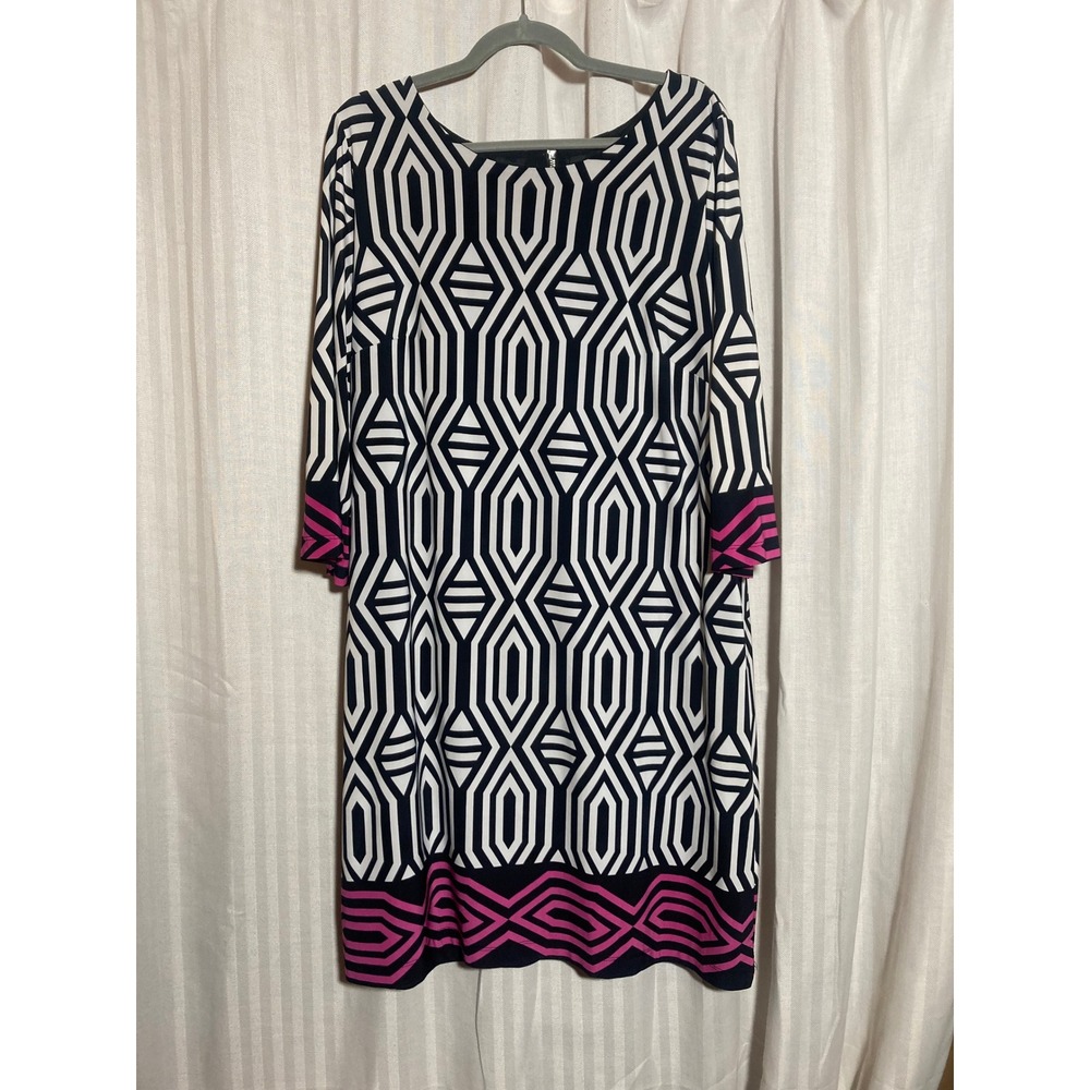 Retro Mod Insired Geometric Print Shift Dress Black White Pink 1X 60s Inspired